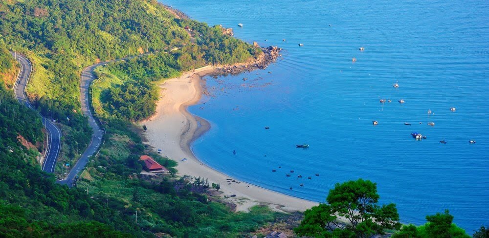 Bán đảo sơn trà địa điểm nên đến khi tới Đà Nẵng 
